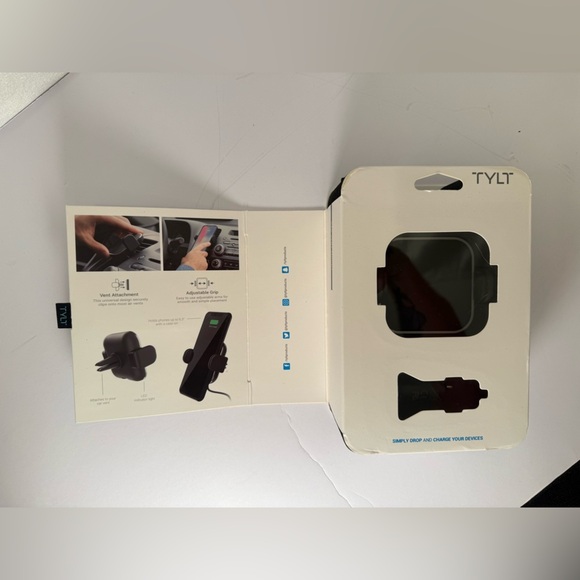 TYLT Car Vent Mount Qi Wireless Charger for iPhone & Android - Picture 2 of 3